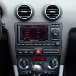 Alpine KIT8A3D 2-DIN 8" Kit f. Audi A3 med display
