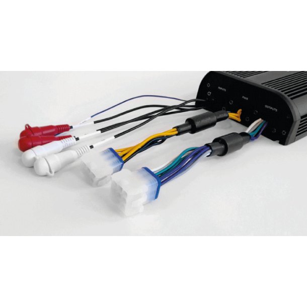 Hertz SPL SP4.900 � 4-kanals forst�rker, 4 � 250 W