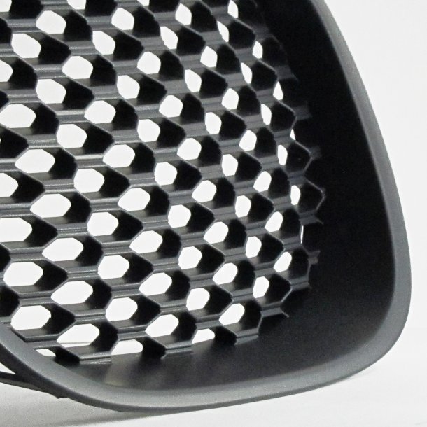 JOM Frontgrill med hony comb gitter sort til Seat Leon 1P rgang 2005-2009 - uden logo