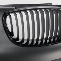 JOM Forkofanger Sports design med grill til BMW 1 serie E81, E82, E87 og E88