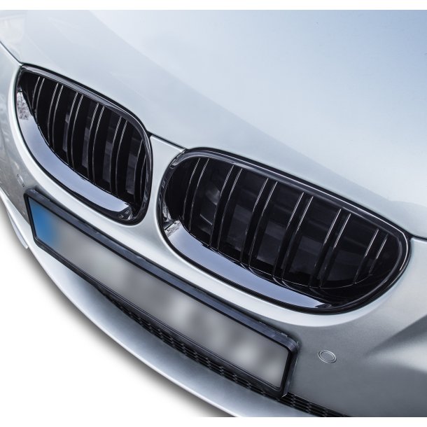 JOM Forkofanger inkl. tgelygter og klergrill BMW 5 serie E60 Sedan &amp; E61 Touring
