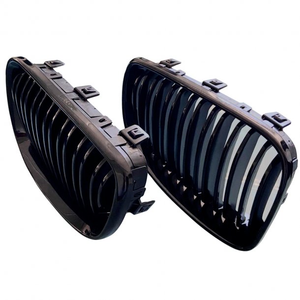 JOM Frontgrill med dobbelt ribbe i blank sort til BMW serie 1 E87 rgang 2007-2011
