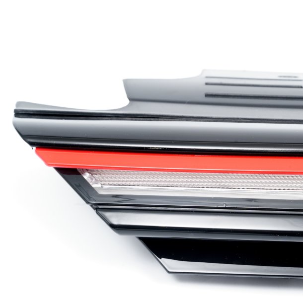 JOM Forkofanger m. grill, PDC og LED lysliste VW Golf 8 Limo, Variant og GTI, 12.2019-