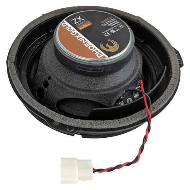 Phoenix Gold Dacia Sandero upgrade h�jttalerkit